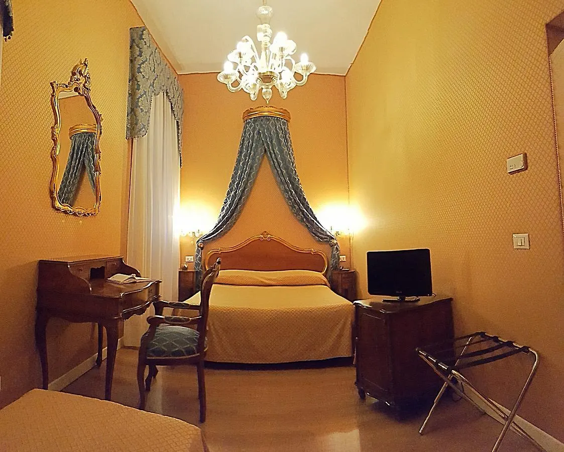 ***  Hotel Locanda Canal Venedig Italien