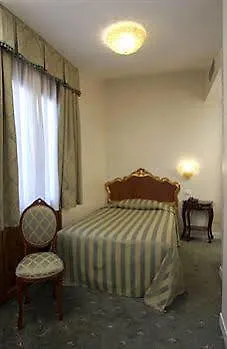 Hotel Locanda Canal Venedig